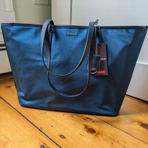 Tumi Voyageur Everyday Tote - Brand New
